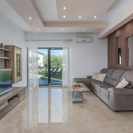Villa Noa Kaštelir