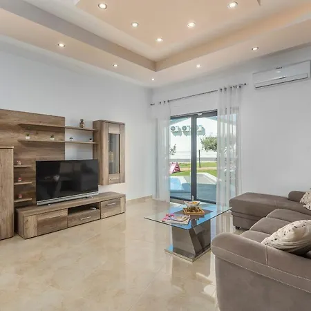 Villa Noa Сasa de vacaciones Kaštelir